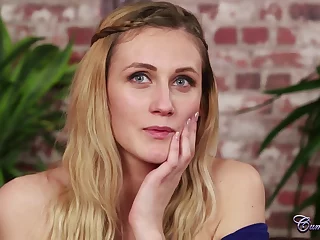 I Love This Girl - Facial Virgin Linda Leclair